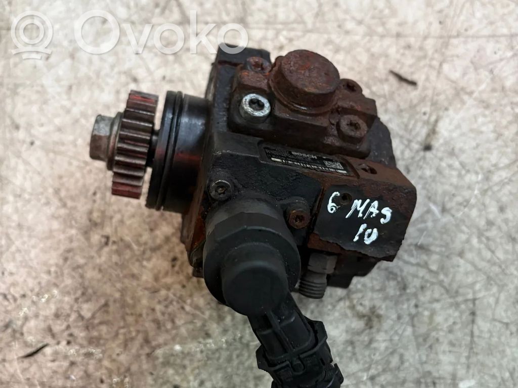Renault Trafic II (X83) Fuel injection high pressure pump 
