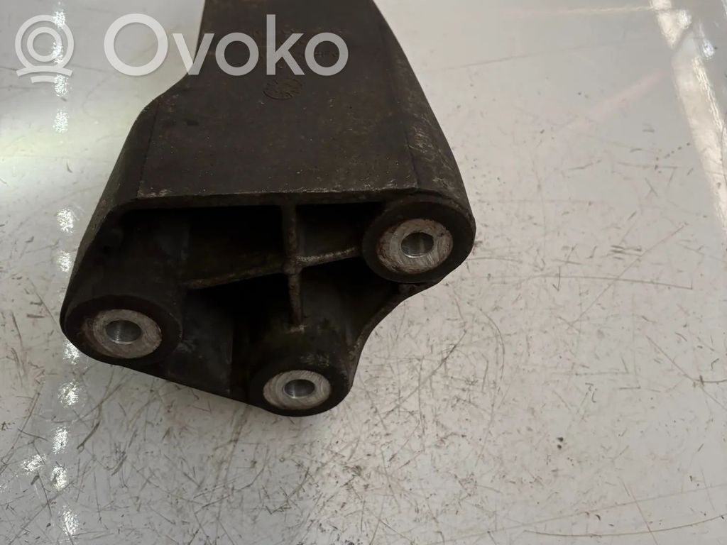 Ford Transit Engine mounting bracket 