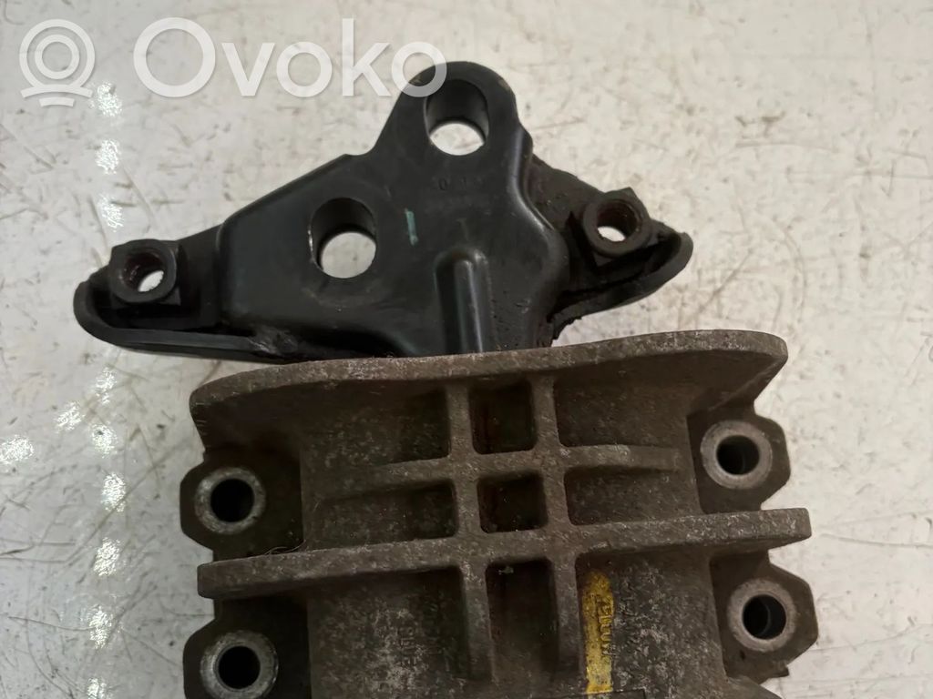 Ford Transit Custom Gearbox mount 