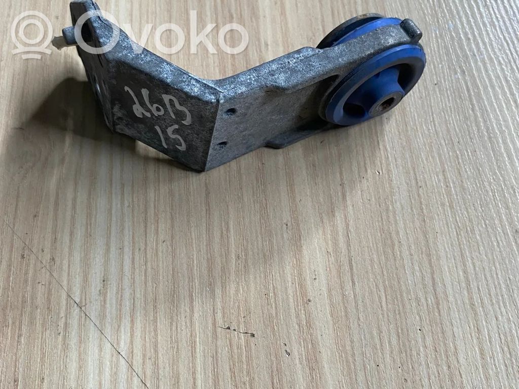 Opel Vivaro Jäähdyttimen kehyksen suojapaneelin kiinnike 