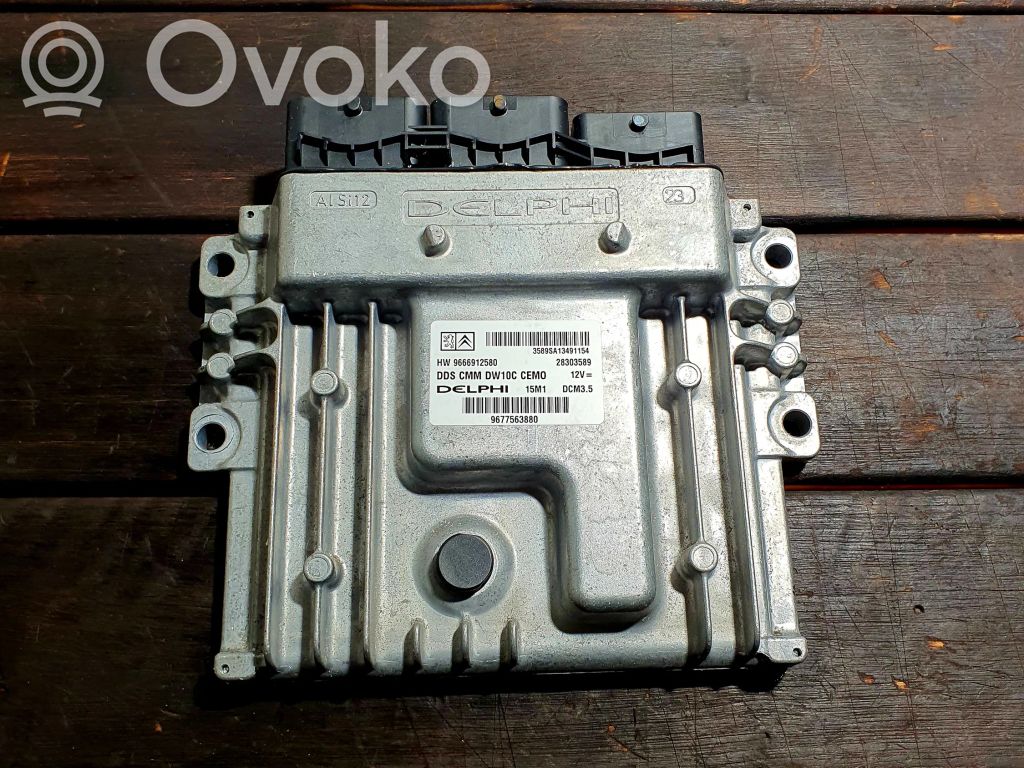 Unidad de control/módulo del motor   9666912580,9677563880