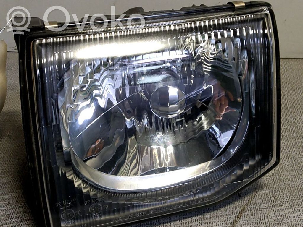 Mitsubishi Montero Faro/fanale 