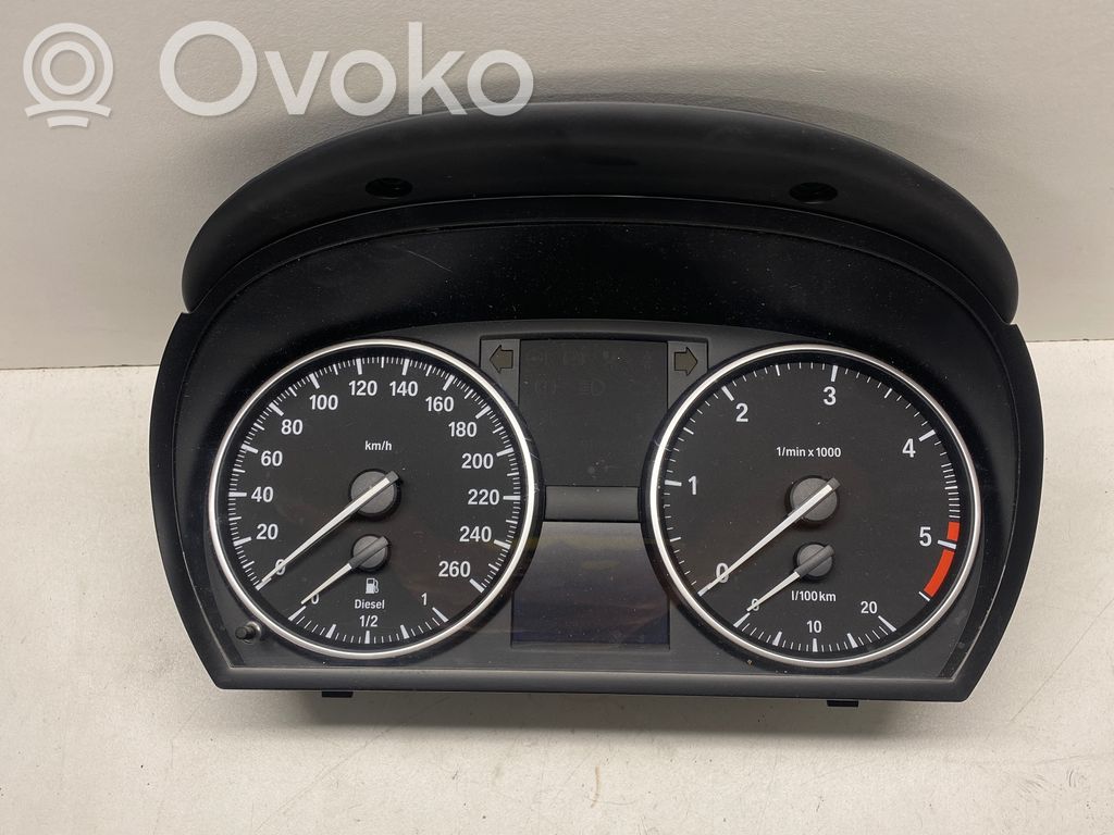 Speedometer (instrument cluster)   9166846,698022744,14369510