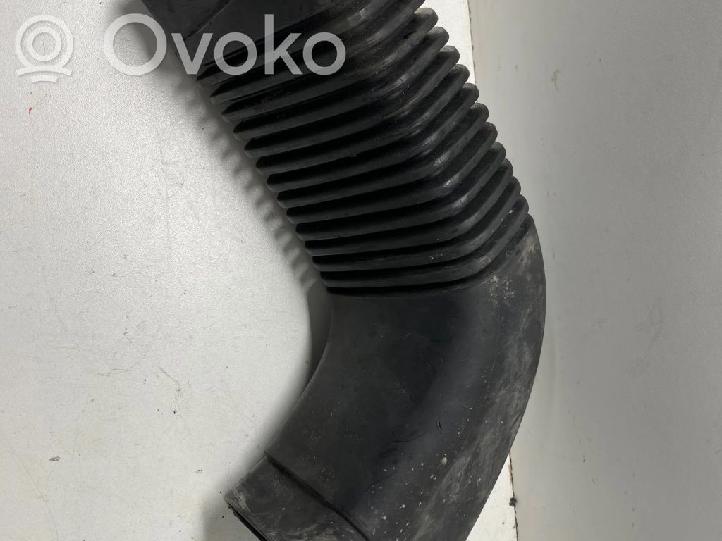 BMW 3 E90 E91 Air intake duct part 