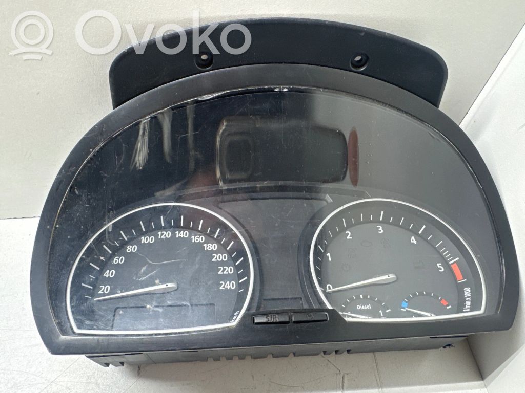 BMW X3 E83 Speedometer (instrument cluster) 