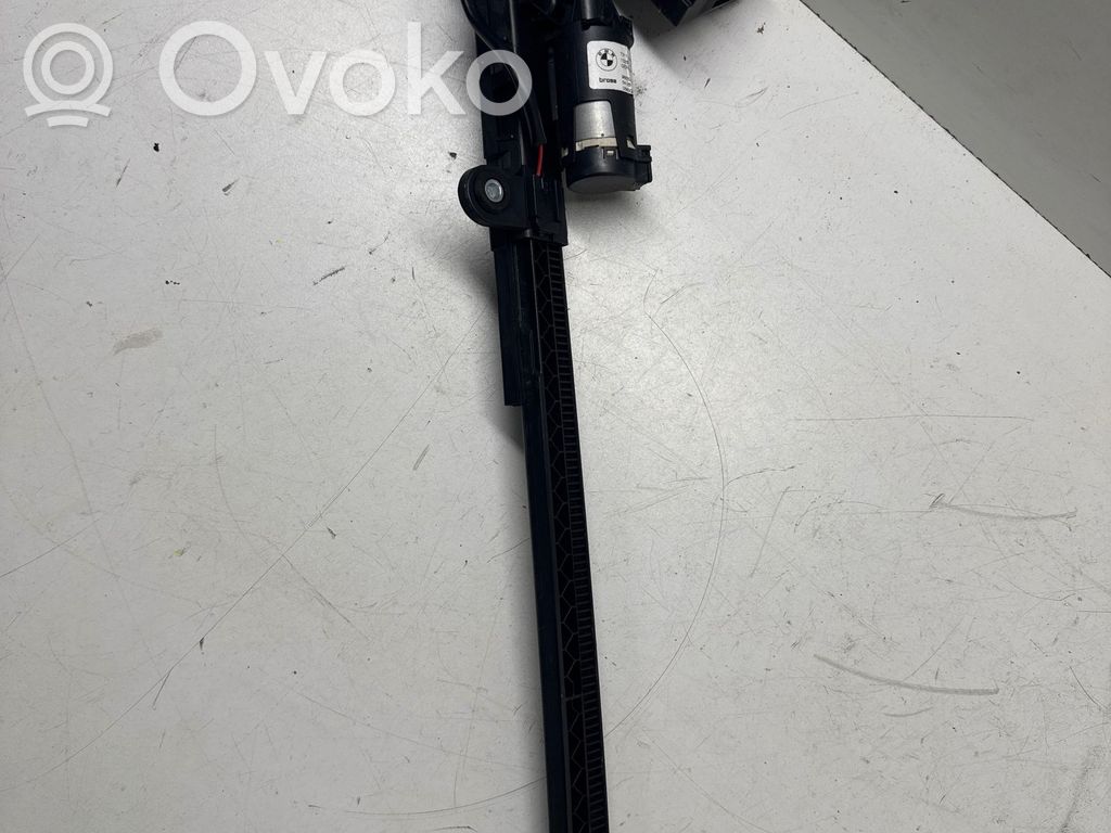 BMW 3 E92 E93 Saugos diržo reguliavimo varikliukas 