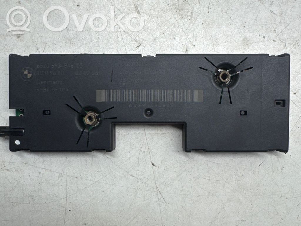 BMW 3 E90 E91 Antenos stiprintuvas 