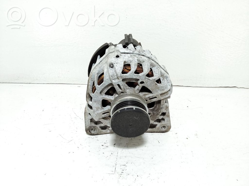 Nissan Micra K14 Alternador 