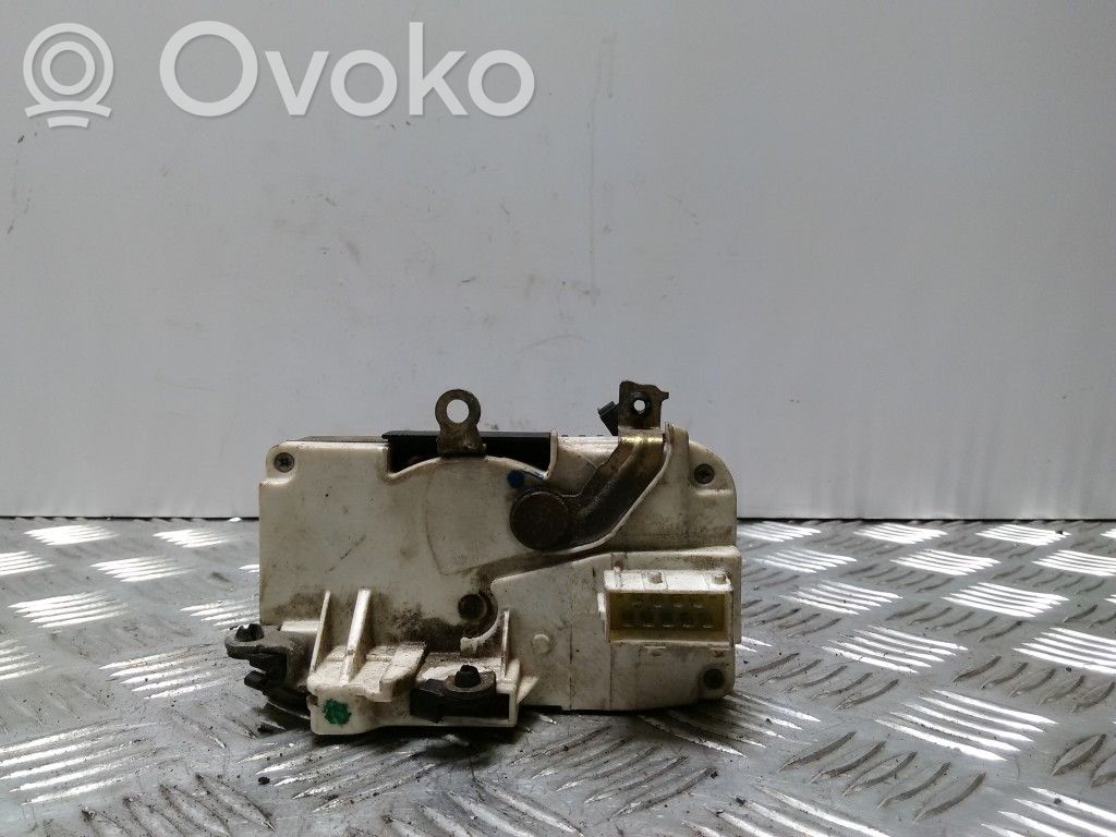 Front door lock