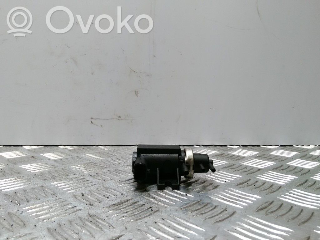 Opel Astra G Válvula de vacío 