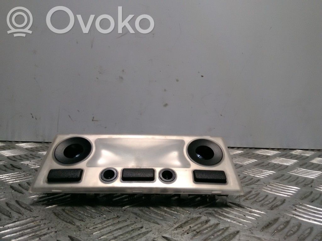 Etuistuimen valo   63316912631