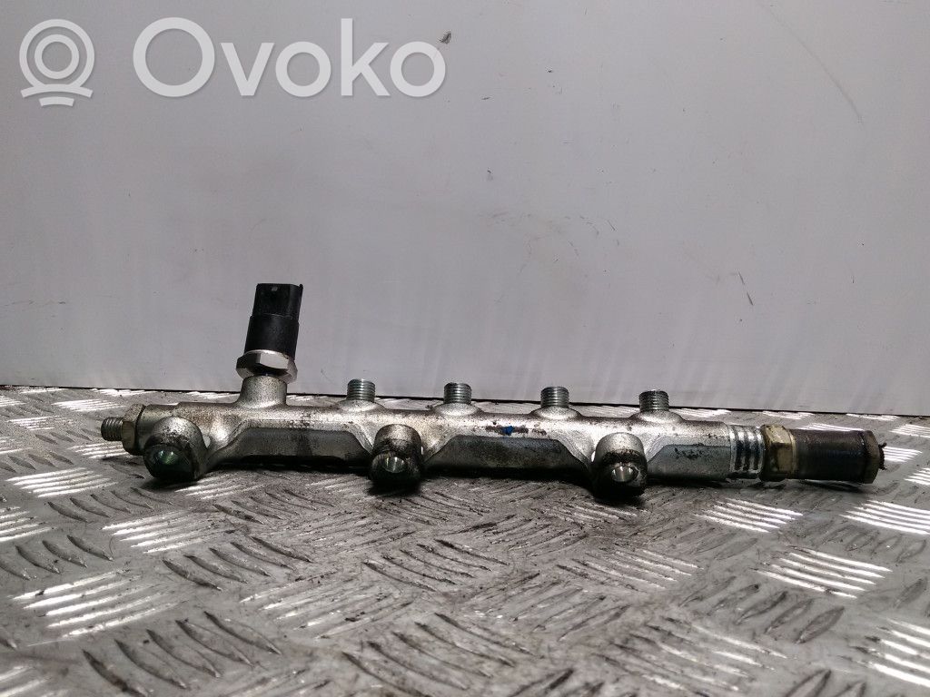Opel Movano A Fuel main line pipe 