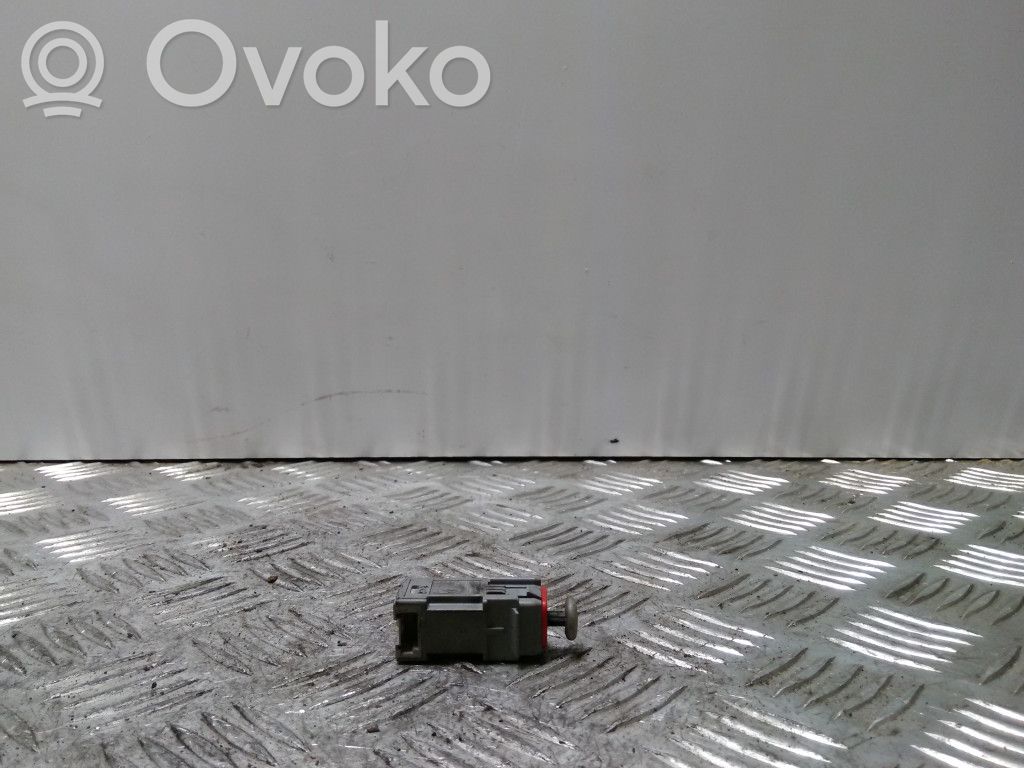 Sensor del pedal de embrague   13299720