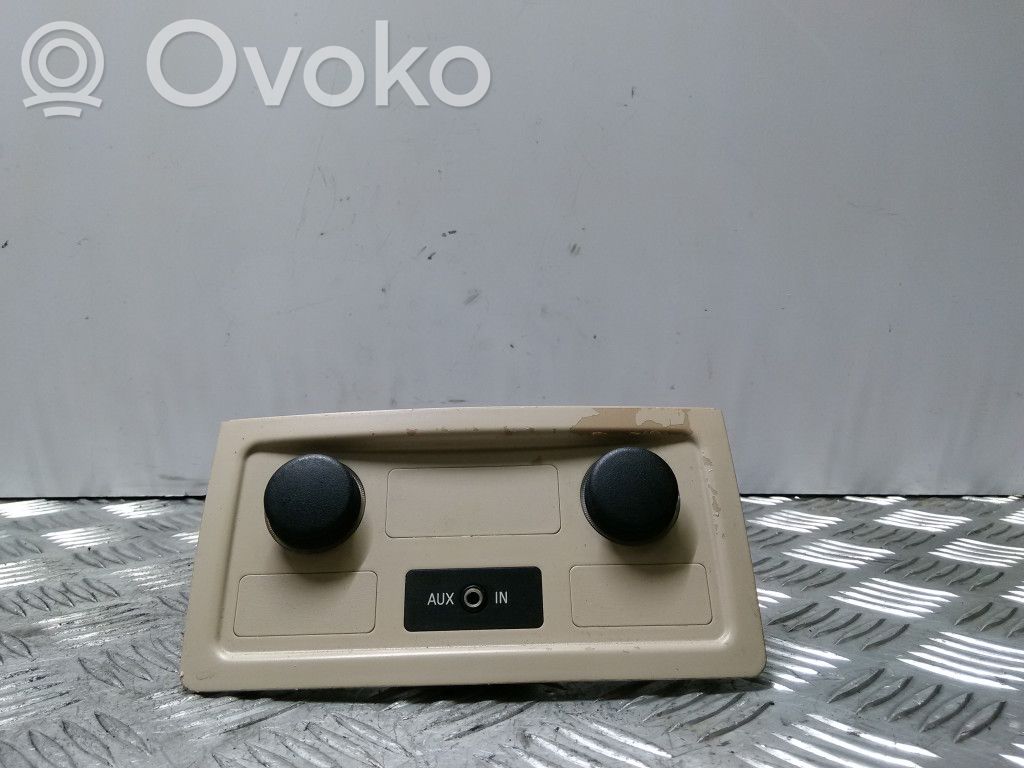 BMW 5 E60 E61 Разъем AUX 