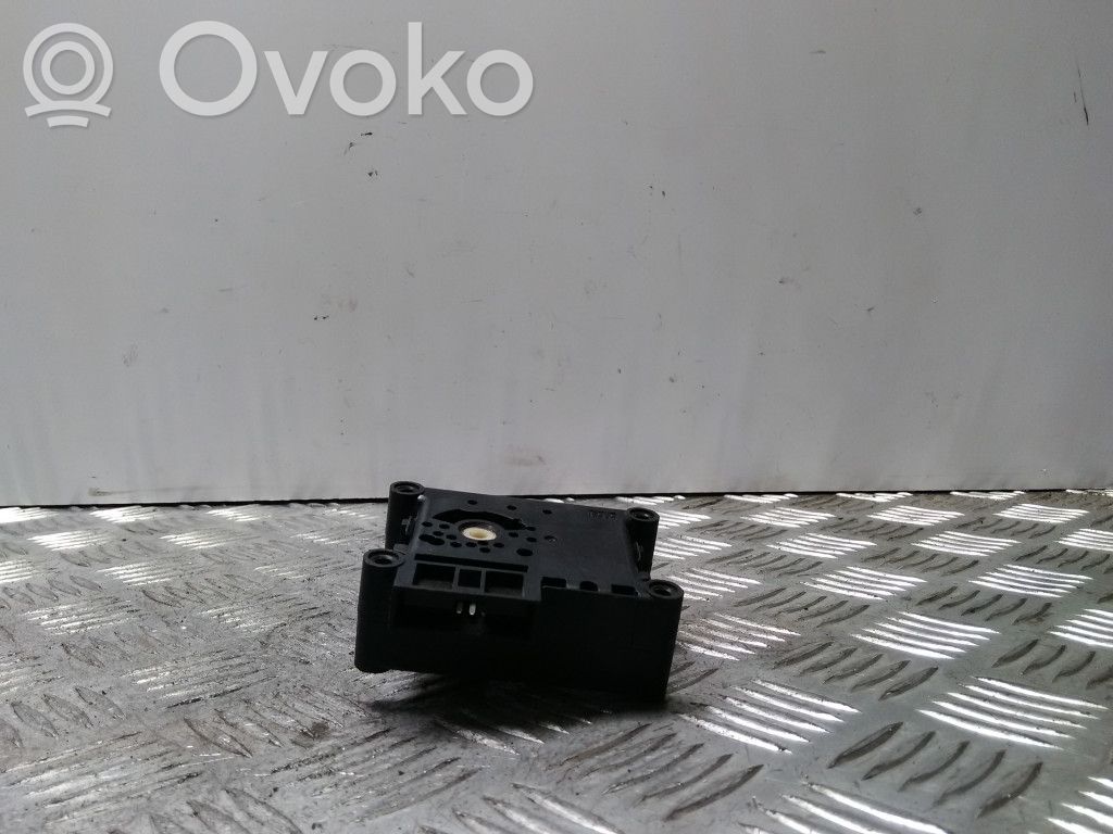 Oro sklendės varikliukas