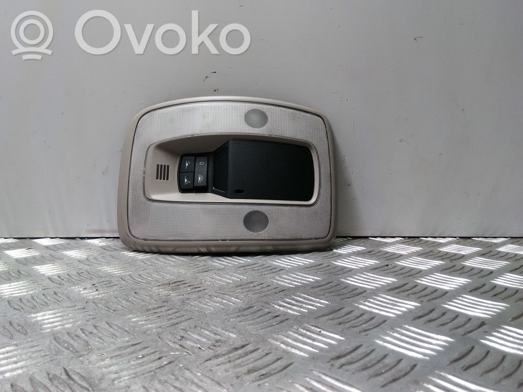 Volvo V50 Front seat light 