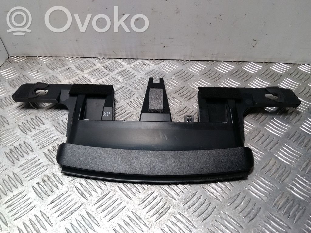 Volvo S80 Third/center stoplight 