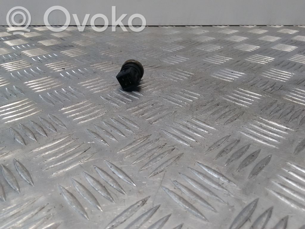 Renault Megane II Coolant temperature sensor 