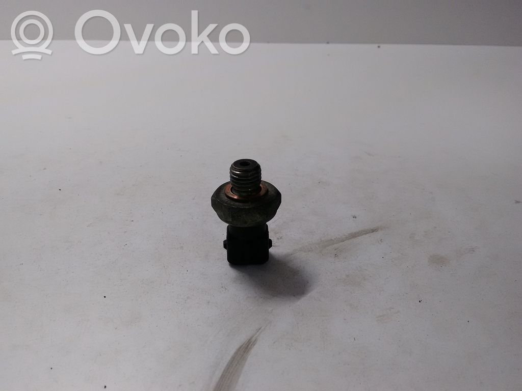 BMW 3 E46 Oil pressure sensor 
