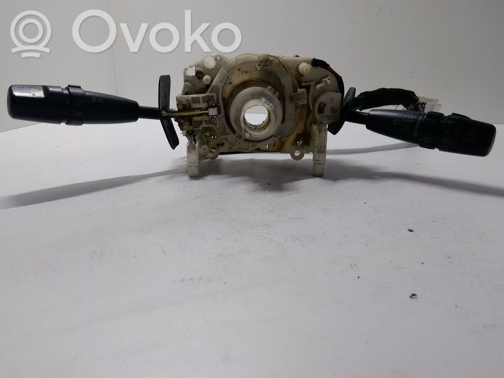 KIA Carnival Wiper turn signal indicator stalk/switch 