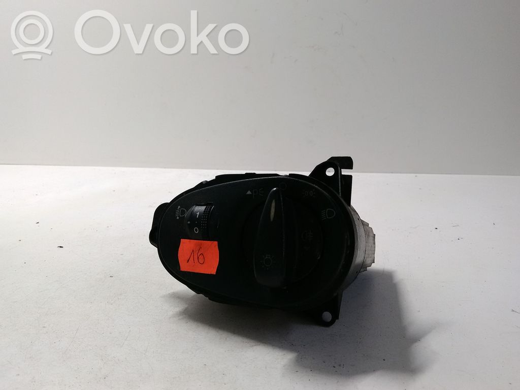 Ford Focus Light switch 