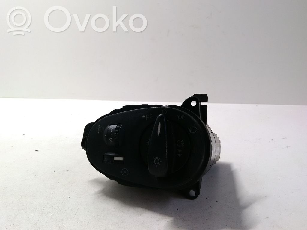 Ford Focus Light switch 