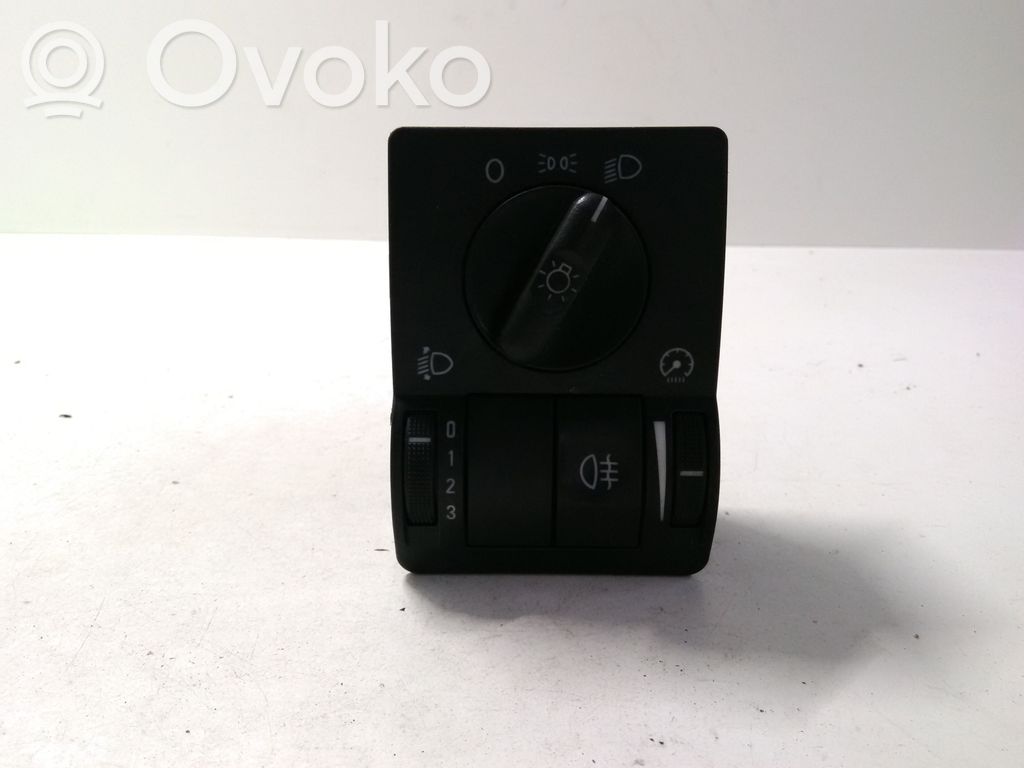 Opel Corsa C Light switch 