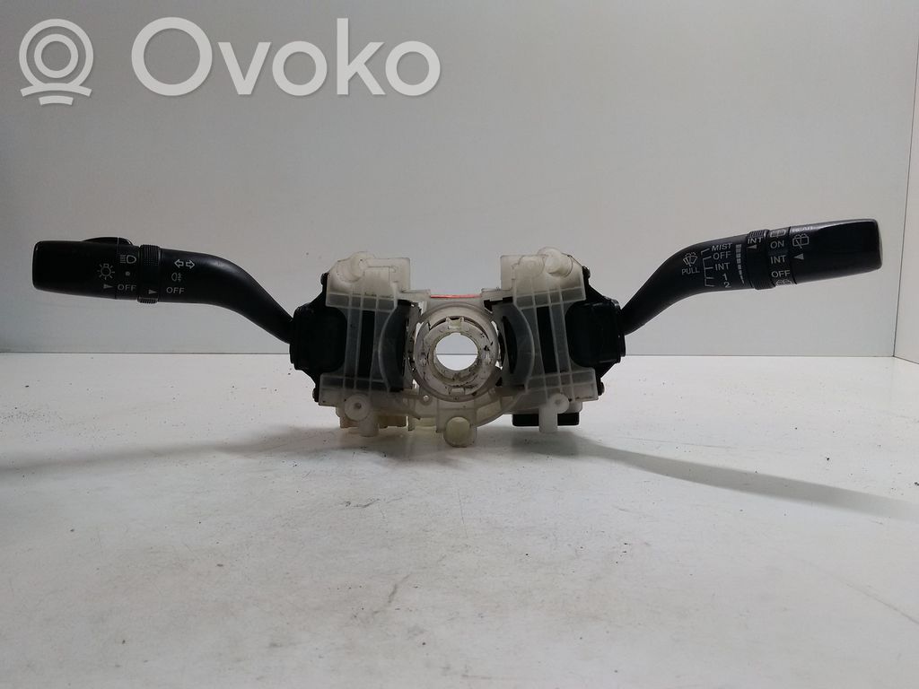 Mazda 6 Wiper turn signal indicator stalk/switch 