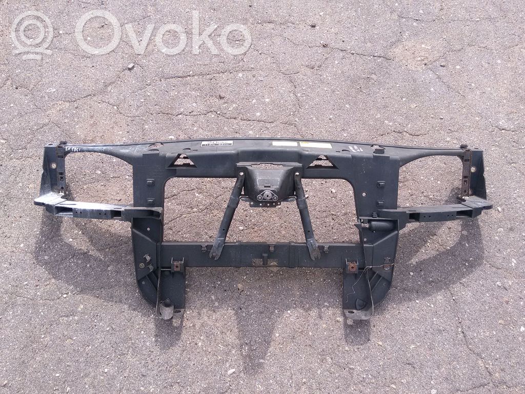 Ford Mondeo Mk III Pas przedni 