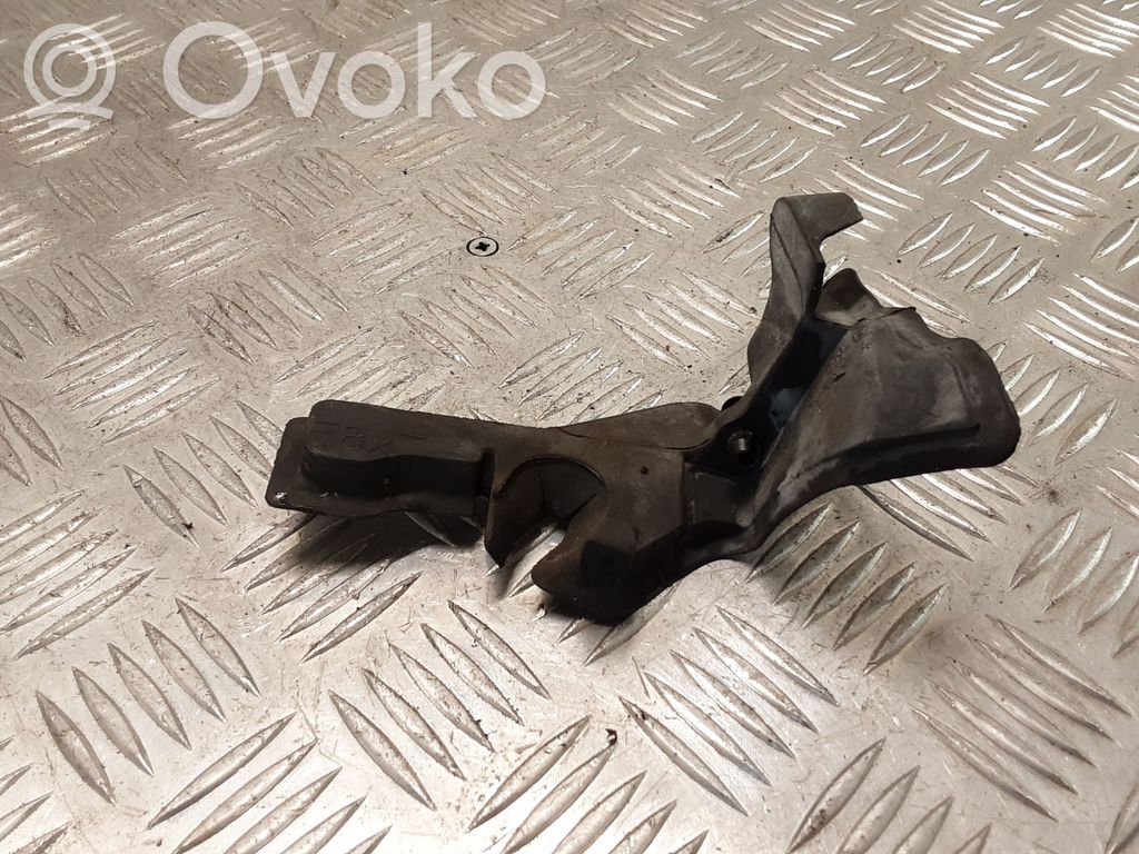 BMW 1 E81 E87 Other engine bay part 