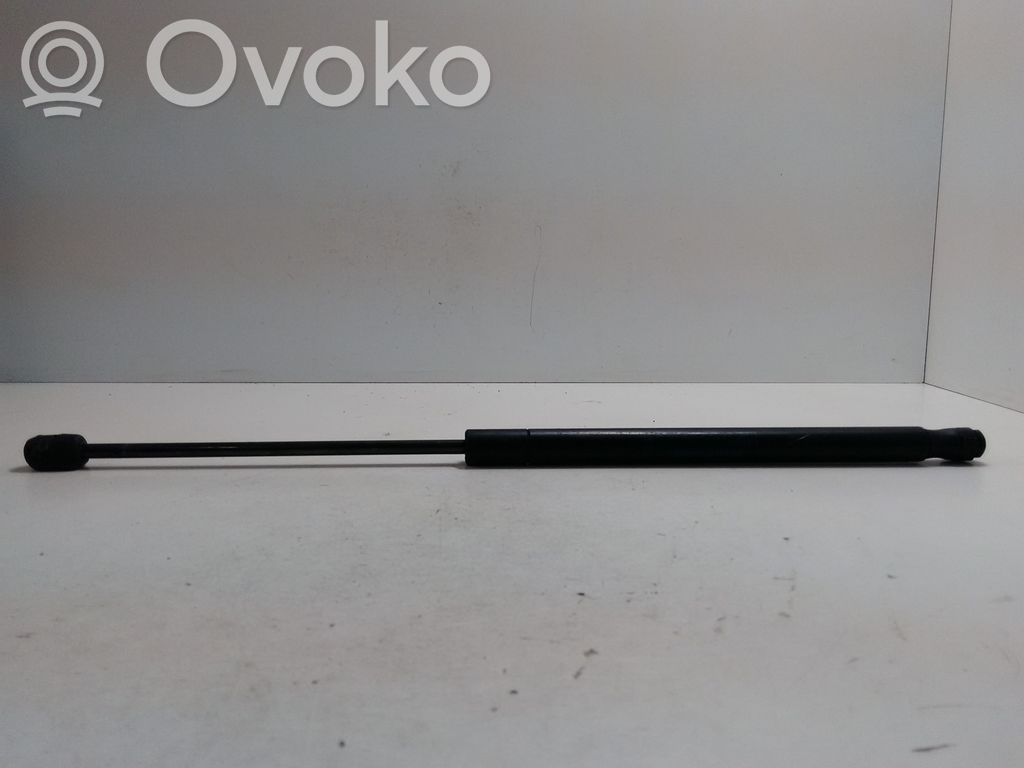 Ford Focus Tailgate/trunk strut/damper 