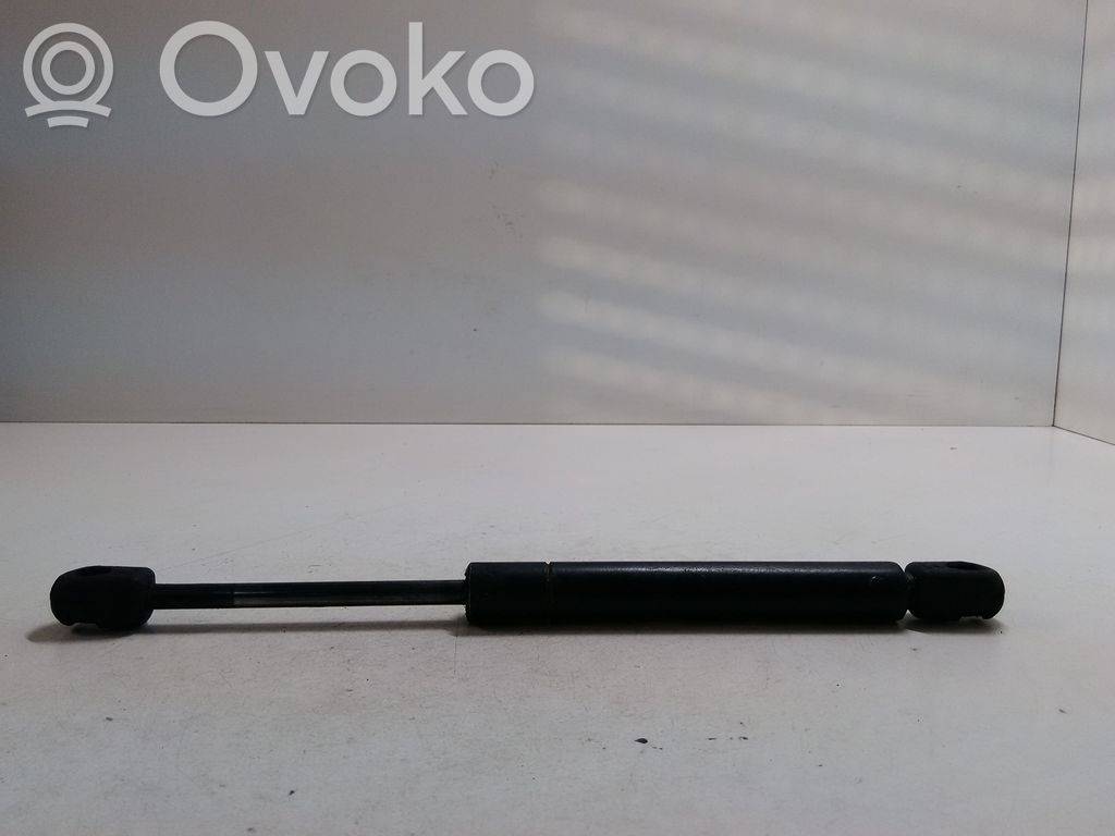 Audi A4 S4 B5 8D Tailgate/trunk strut/damper 