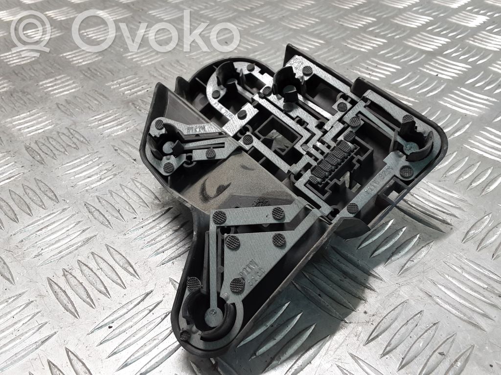 Rover 75 Aizmugures spuldzes vāka turētājs 