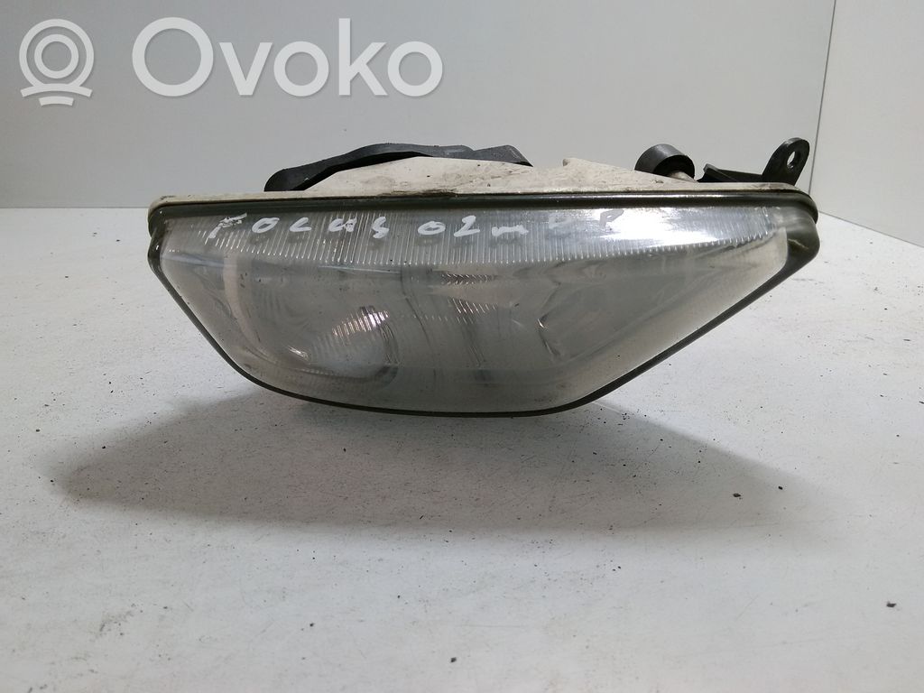 Ford Focus Miglas lukturis priekšā 