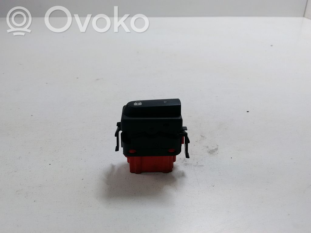 Renault Clio II Central locking switch button 