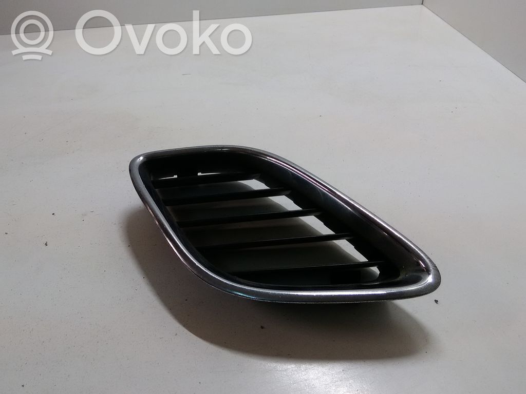 Saab 9-5 Front bumper lower grill 