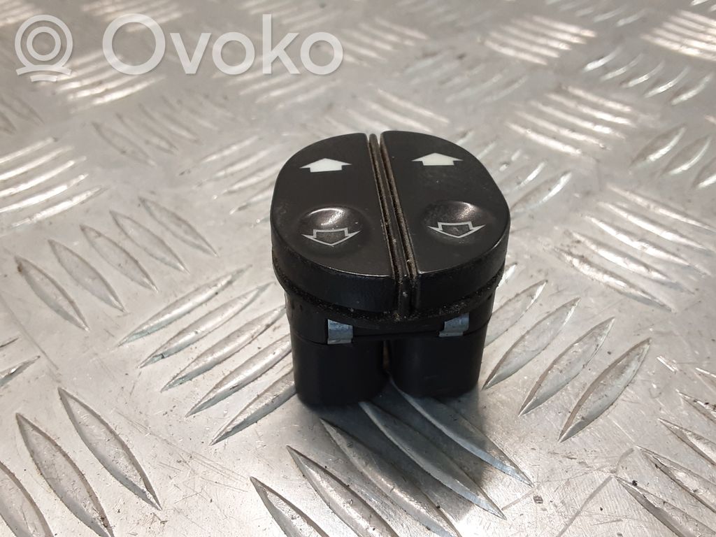 Ford Fiesta Electric window control switch 