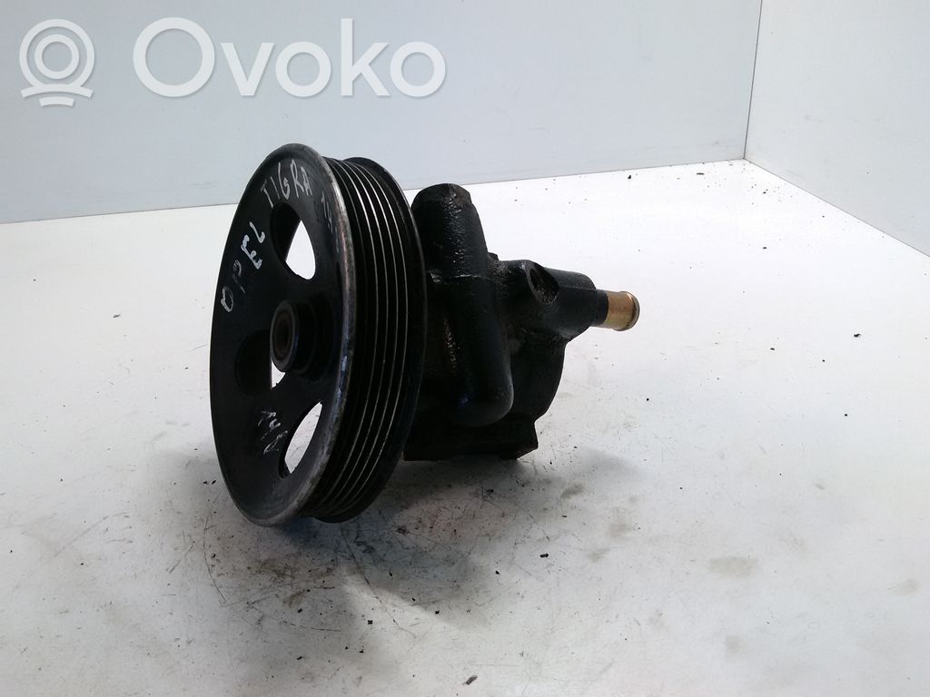 Opel Tigra A Ohjaustehostimen pumppu 