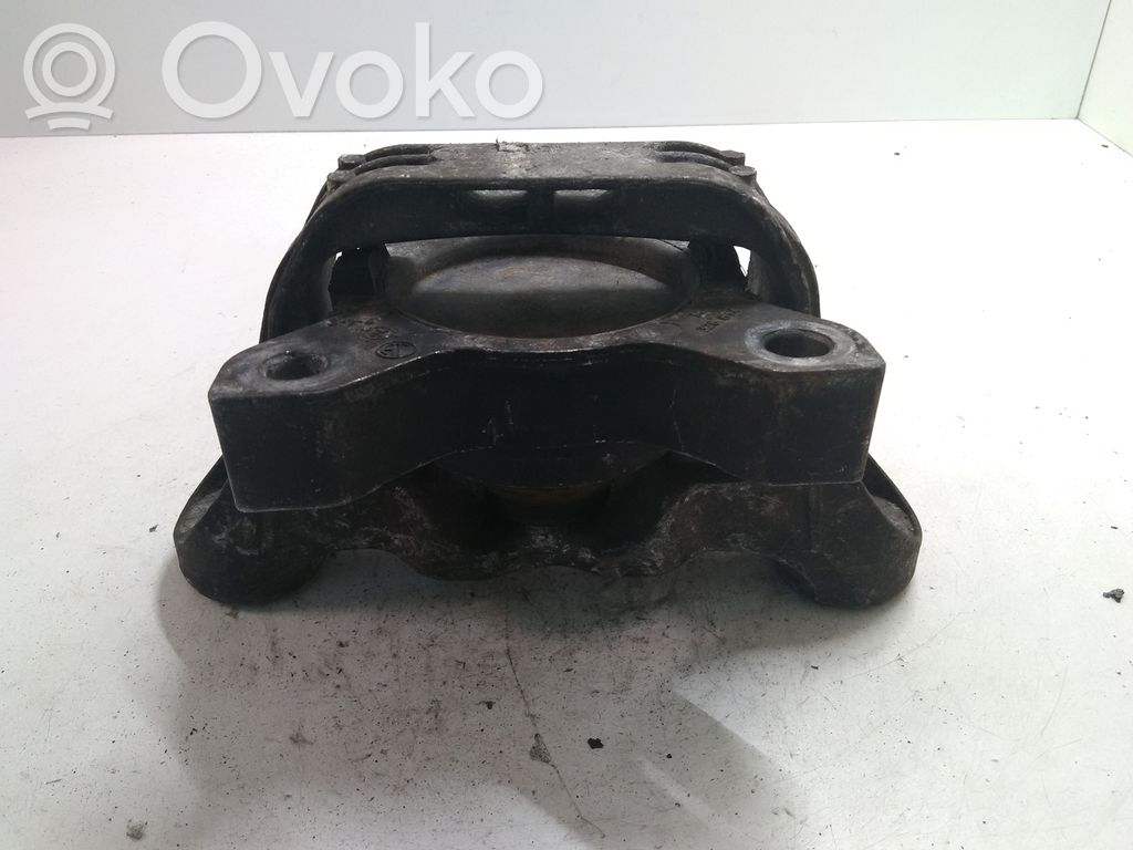 Ford Focus Подушка двигателя 
