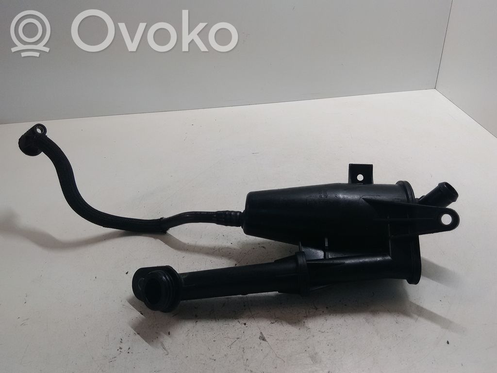 Opel Insignia A Odpowietrznik / Separator oleju 