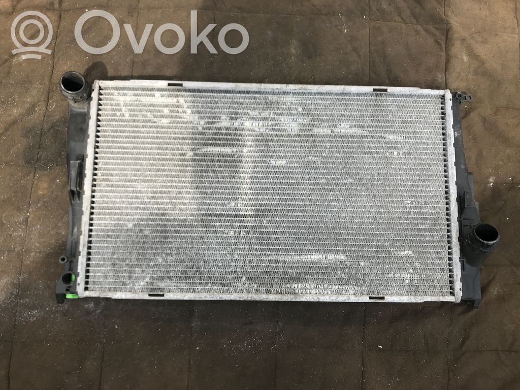 BMW 3 E90 E91 Aušinimo skysčio radiatorius 