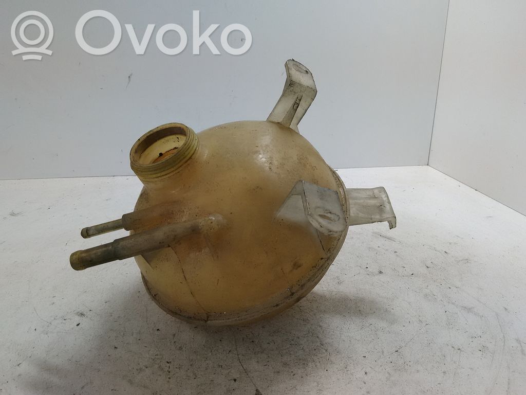 Opel Tigra A Aušinimo skysčio išsiplėtimo bakelis 