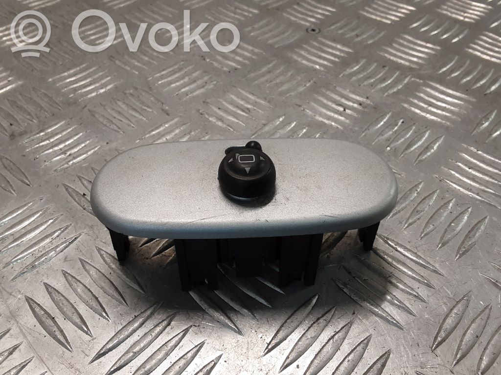 Mini One - Cooper R50 - 53 Wing mirror switch 