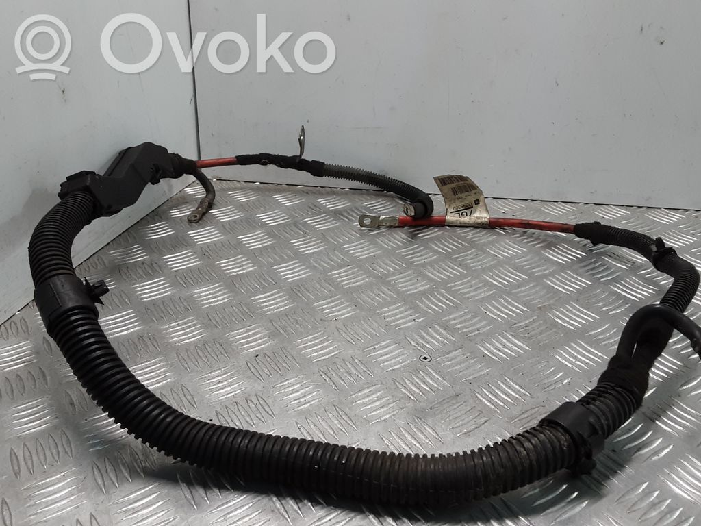 Opel Insignia A Pluskaapeli (akku) 