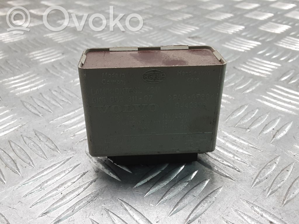 Volvo V70 Light module LCM 