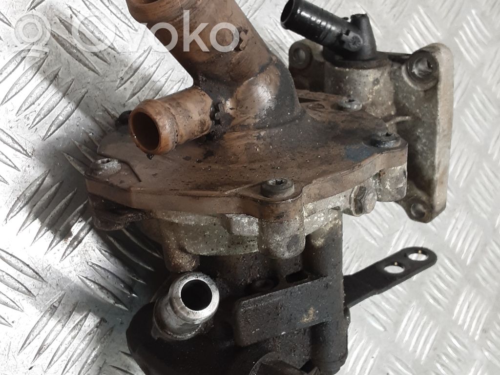 Ford Mondeo Mk III Power steering pump 
