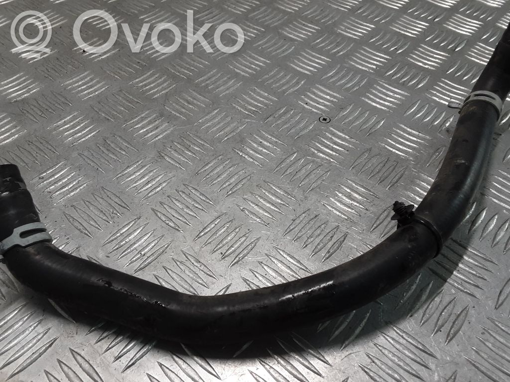 Tesla Model S Engine coolant pipe/hose 