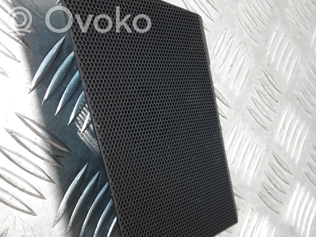 Toyota Verso Maskownica głośnika bocznego deski rozdzielczej 