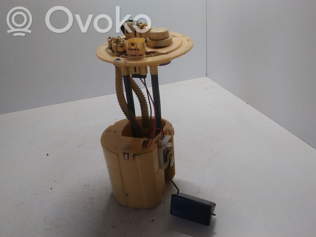 Toyota Verso Bomba interna de combustible 