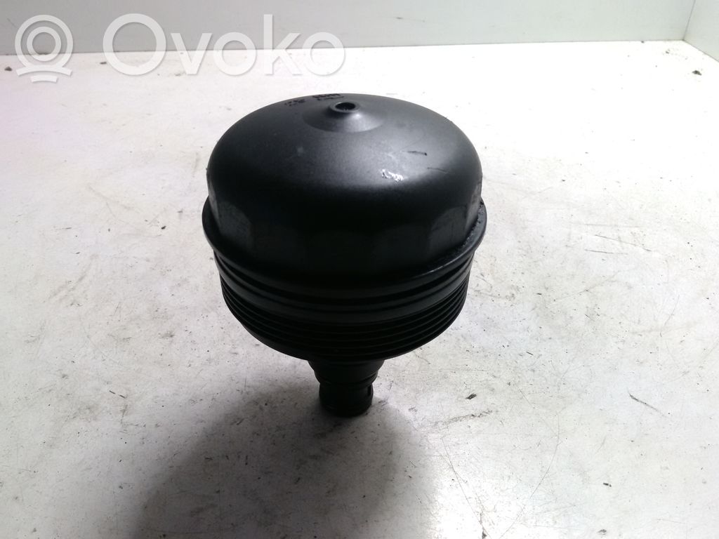 BMW 3 E46 Oil filter cover 